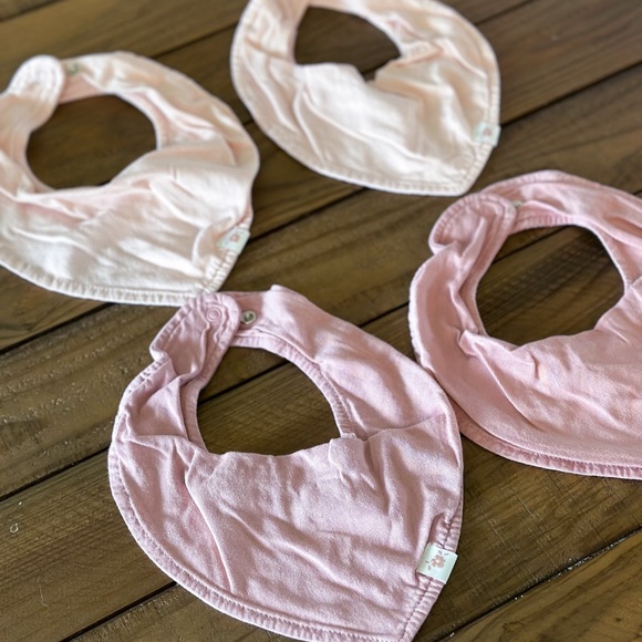 NWOT H&M | Pink Scarves (4) - Picture 1 of 2